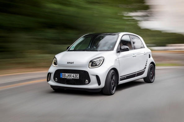 Elektrický čtyřdveřový hatchback Smart EQ forfour