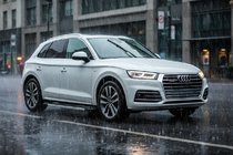 Audi Q5 2017–2025 Boční nášlapy RedLine (2 ks, hliník) fotografie 1