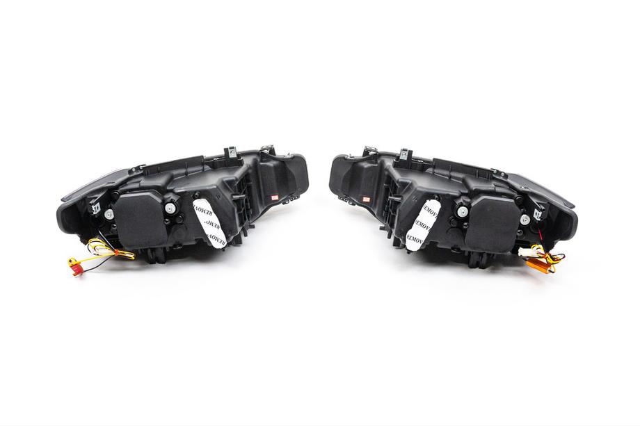 BMW řada 3 F30/F31 2012–2019 Přední xenonové světlomety s LED obrysovým světlem 2012-2015 (2 ks) Čirá Fotografie 6
