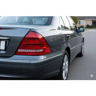 LED zadní brzdová světla (2 ks) Mercedes C-Class W203 2000–2007 fotografie 1