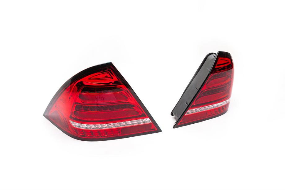 Mercedes C-Class W203 2000–2007 LED zadní brzdová světla (2 ks) Fotografie 4