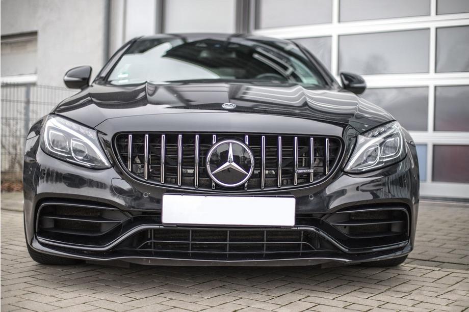 Mercedes C-Class W205 2014–2021 Přední maska chladiče Panamericana GT (pro originální C63 AMG) 2014-2018, bez kamery Image