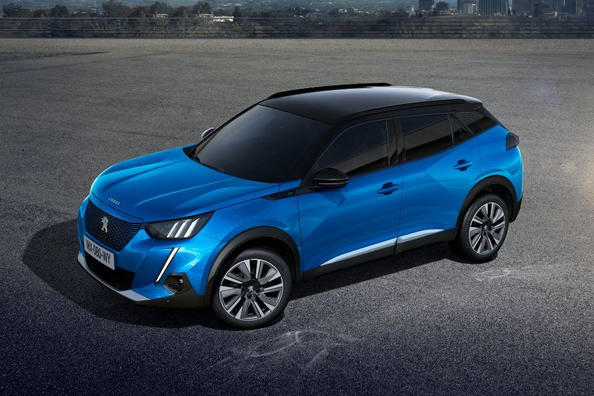 Recenze subkompaktního elektrického crossoveru Peugeot e-2008