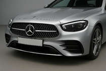 Mercedes E-class W213 2016–2023 Přední maska chladiče Diamond Silver (AMG Line, 2020+) fotografie 1