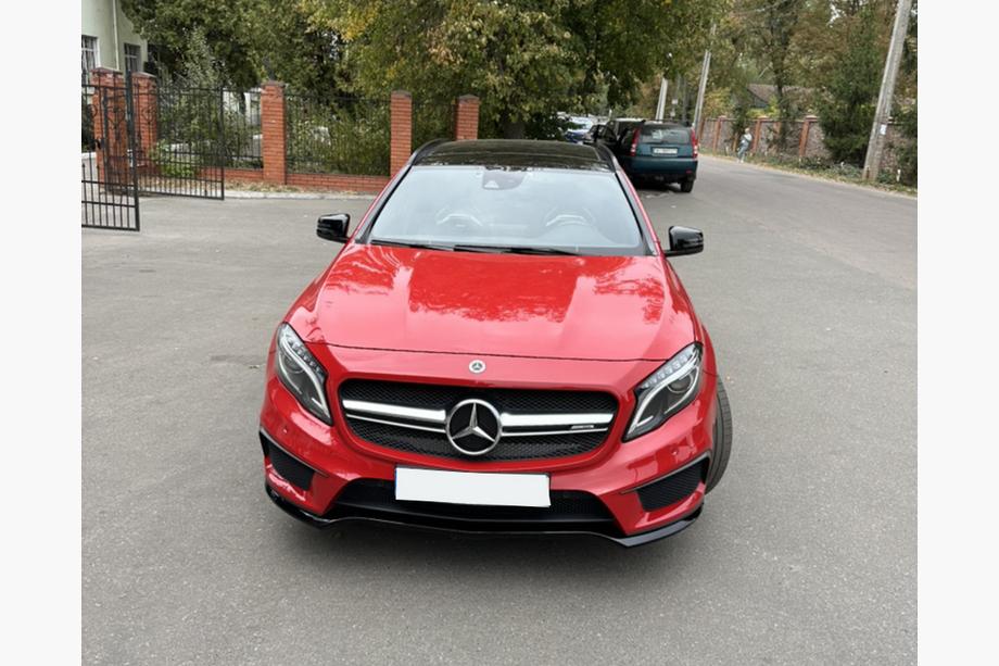 Mercedes GLA X156 2014–2019 Přední maska chladiče AMG Silver (2014-2016) Image