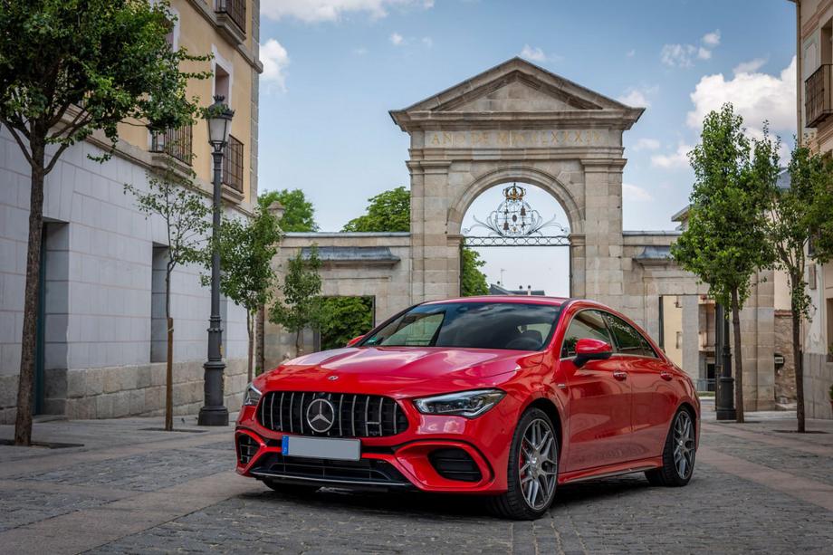 Mercedes CLA C118 2019– Přední maska chladiče Panamericana GT (pro CLA45s) Image