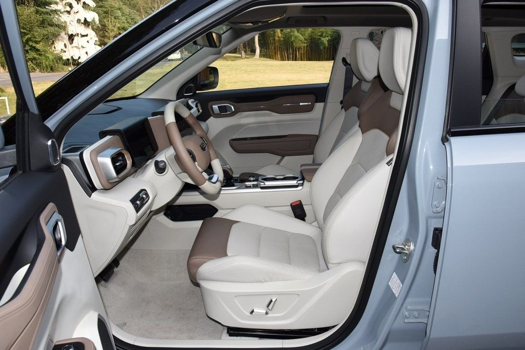 Recenze nového crossoveru Geely ICON