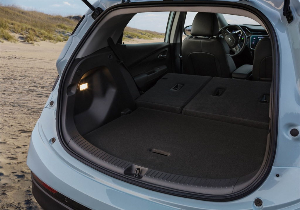 Recenze modernizovaného hatchbacku Chevrolet Bolt EV