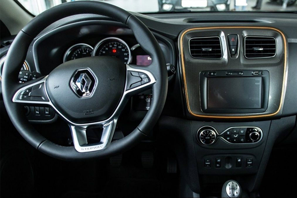 Kombi se zvýšenou světlou výškou Renault Logan MCV Stepway