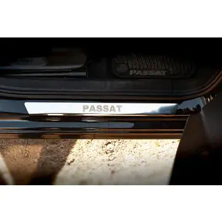 Prahové lišty Carmos V1 (4 ks, nerez) Volkswagen Passat B7 2012–2015 fotografie 2