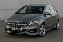 Mercedes B-class W246 2011–2018 Přední maska chladiče Diamond Silver (2015-2018) fotografie 1