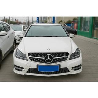 Přední maska chladiče Diamond Silver Mercedes C-class W204 2007–2015 fotografie 4