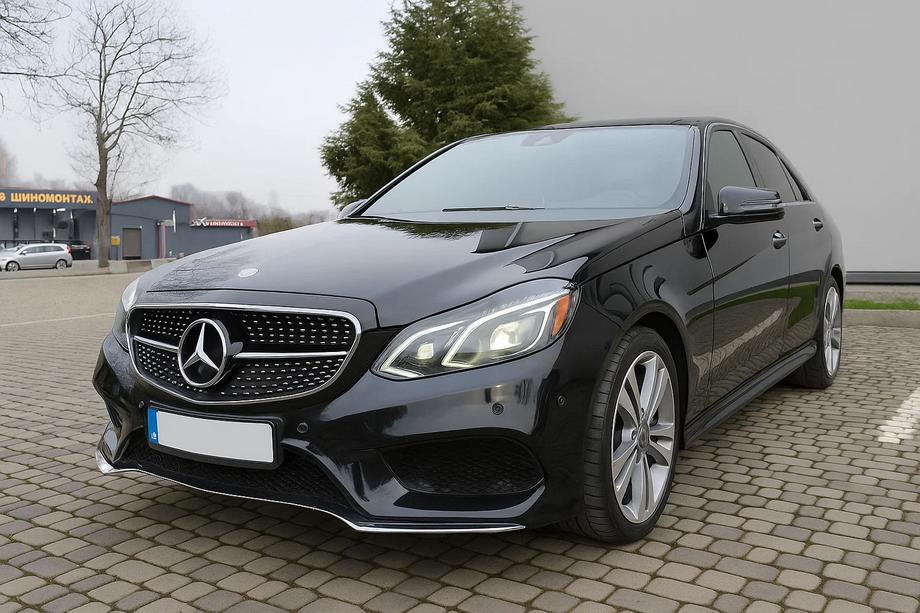 Mercedes E-Class W212 2009–2016 Přední maska chladiče Diamond Silver (pro Avantgarde a AMG-Line, 2013-2016) Fotografie 3