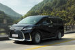 Recenze prémiového minivanu Lexus LM fotografie 1
