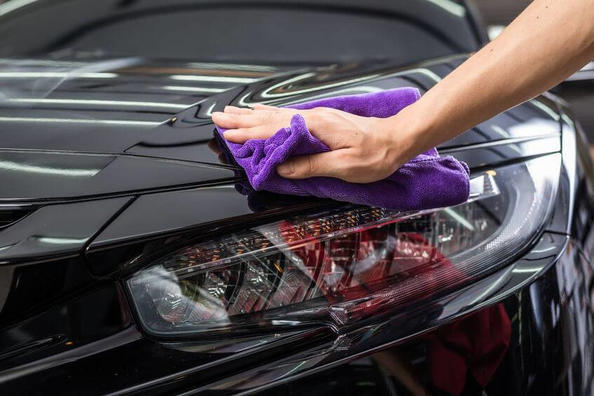 Jak správně nanést vosk na automobil