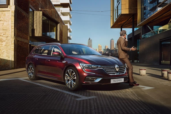 Recenze modernizovaného kombi Renault Talisman Estate