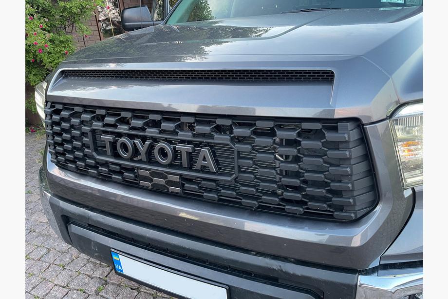 Toyota Tundra 2007–2021 Přední mřížka chladiče typ 2 (2014+) Image