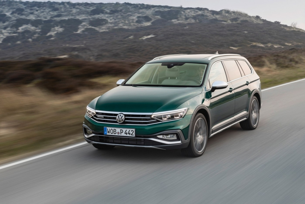 Recenze zvýšeného kombi Volkswagen Passat Alltrack