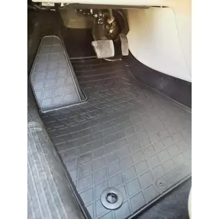 Gumové autokoberce do interiéru (4 ks, Stingray Premium) Chrysler 200 II 2014–2017 fotografie 3