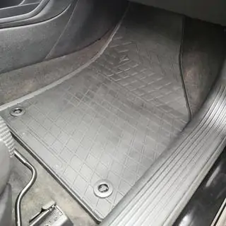 Gumové autokoberce Stingray (4 ks, guma) fotografie 3