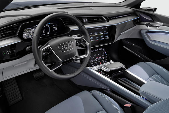 Kupéový elektrický crossover Audi e-tron Sportback s pohonem všech kol Fotografie 6
