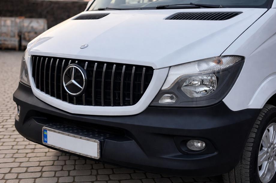 Mercedes Sprinter W906 2006–2018 Predni maska chladice GT Panamericana Chrome (2013-2018) Image