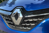 Renault Clio V 2019– Chromové lišty na masku (6 ks) Carmos - turecká ocel fotografie 1