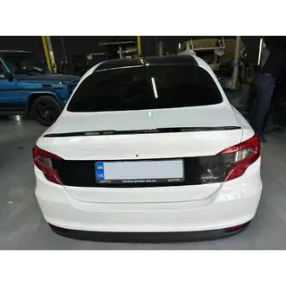 Lip spoiler (Sunplex, černý) (119,1 cm × 5,5 cm) Fiat Tipo 2016– fotografie 2