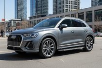Audi Q3 2019–2025 Boční nášlapy Duru (2 ks, hliník) fotografie 1