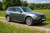 BMW X3 E83 2003–2010 Boční nášlapy RedLine (2 ks, hliník) fotografie 1