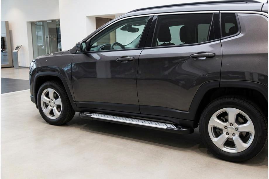 Jeep Compass 2016– Boční nášlapy Allmond Grey (2 ks, hliník) Image
