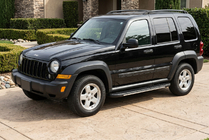 Jeep Cherokee/Liberty 2002–2007 Boční prahy Boshpore Grey (2 ks, hliník) fotografie 1