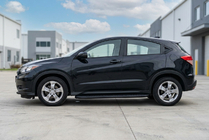 Honda HR-V 2014–2021 Boční nášlapy Tayga Black (2 ks, hliník) fotografie 1