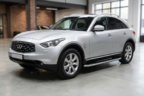 Infiniti FX 2003–2008 Boční nášlapy Tayga Grey (2 ks, hliník) fotografie 1