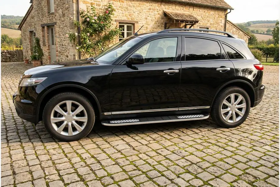 Infiniti FX 2003–2008 Boční nášlapy Tayga V2 (2 ks, hliník) Image