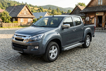 Isuzu D-Max 2011–2019 Boční nášlapy Rainbow (2 ks, hliník) fotografie 1