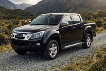 Isuzu D-Max 2011–2019 Boční nášlapy Vision New Black (2 ks, hliník) fotografie 1