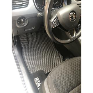 EVA autokoberce (černé) Skoda Octavia III A7 2013–2019 fotografie 2