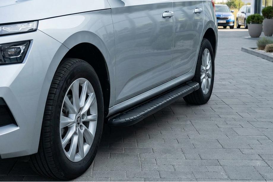 Skoda Kamiq 2019– Boční nášlapy Bosphore Black (2 ks, hliník) Image
