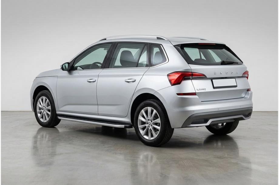 Skoda Kamiq 2019– Boční nášlapy Fullmond (2 ks, hliník) Image