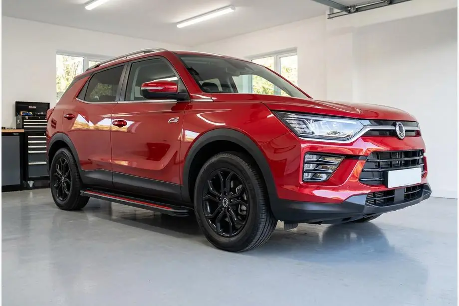 SsangYong Korando 2019– Boční prahy Maya Red (2 ks, hliník) Image