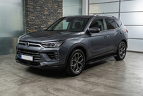 SsangYong Korando 2019– Boční prahy Allmond Black (2 ks, hliník) fotografie 1
