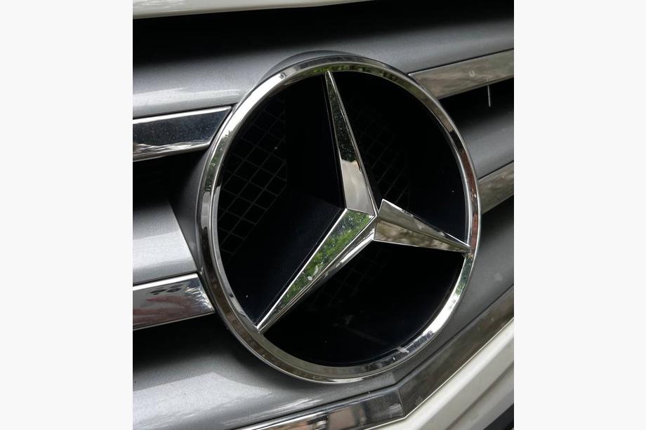 Mercedes B-class W245 2005–2011 Přední emblém (2008-2011) Image