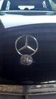 Mercedes C-Class W203 2000–2007 Emblém zaměřovač (s nápisem) fotografie 1