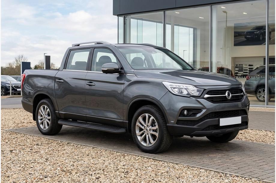 SsangYong Musso II 2018– Boční nášlapy Tayga Black (2 ks, hliník) Image