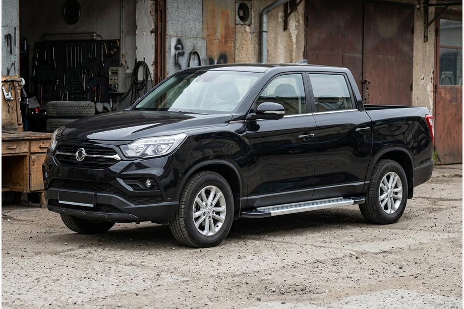 SsangYong Musso II 2018– Boční nášlapy Vision New Grey (2 ks, hliník) Image