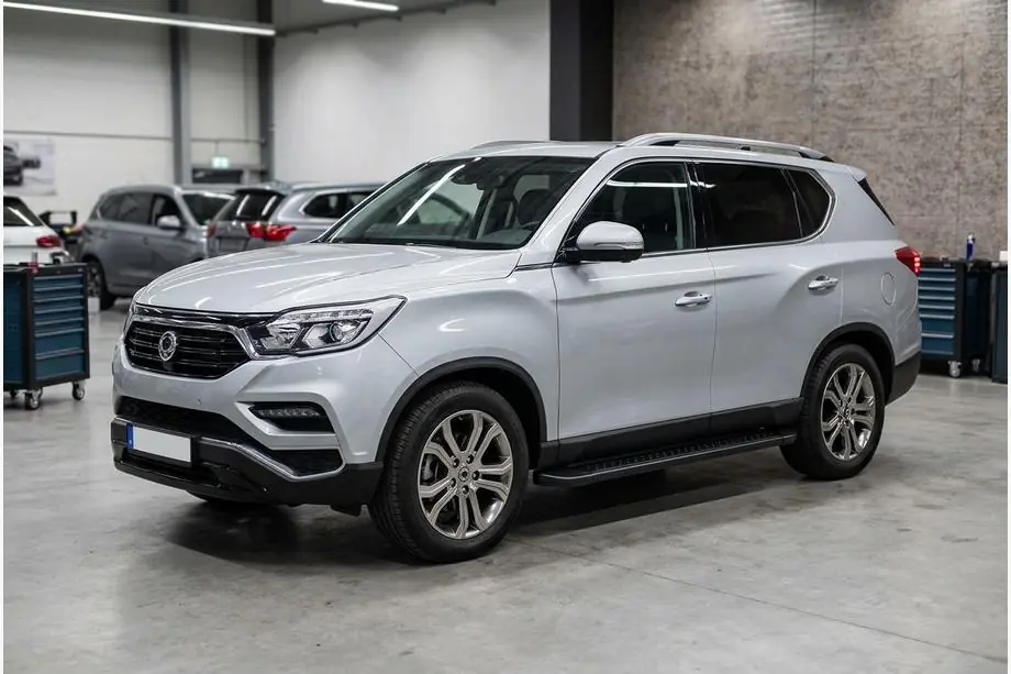 SsangYong Rexton II 2017– Boční prahy Allmond Black (2 ks, hliník) Image