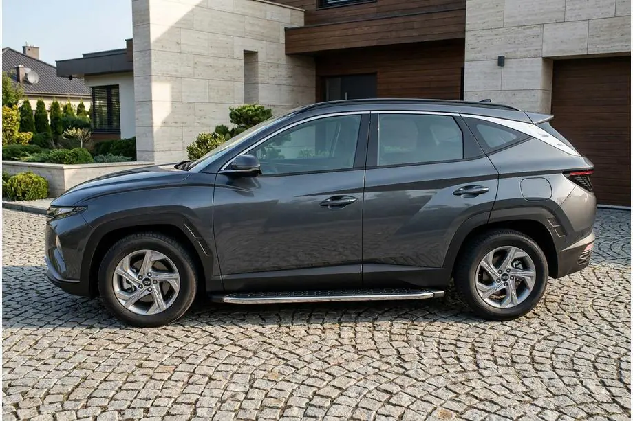 Hyundai Tucson NX4 2021– Boční nášlapy BlackLine (2 ks, hliník) Image