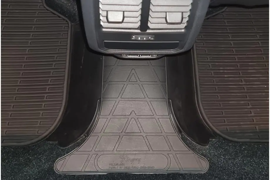 Volkswagen Passat B7 2012–2015 Zadní přemostění – rohož USA (Stingray Premium) Image