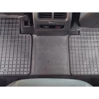 Zadní středový kobereček (Stingray Premium)